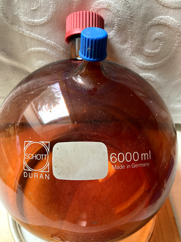 Glasballon mit ausguss auf - mit,